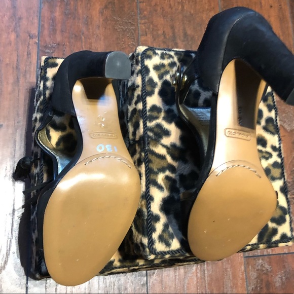 Coach Shoes - Picture 3 of 6